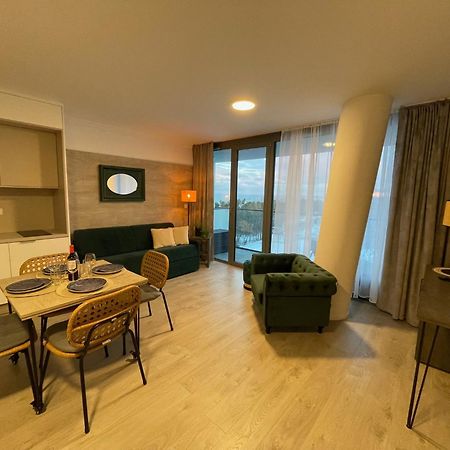 Lux Sea Towers - Wellness Spa, Gym & Beach - Seaview By Rent Like Home Miedzyzdroje Esterno foto