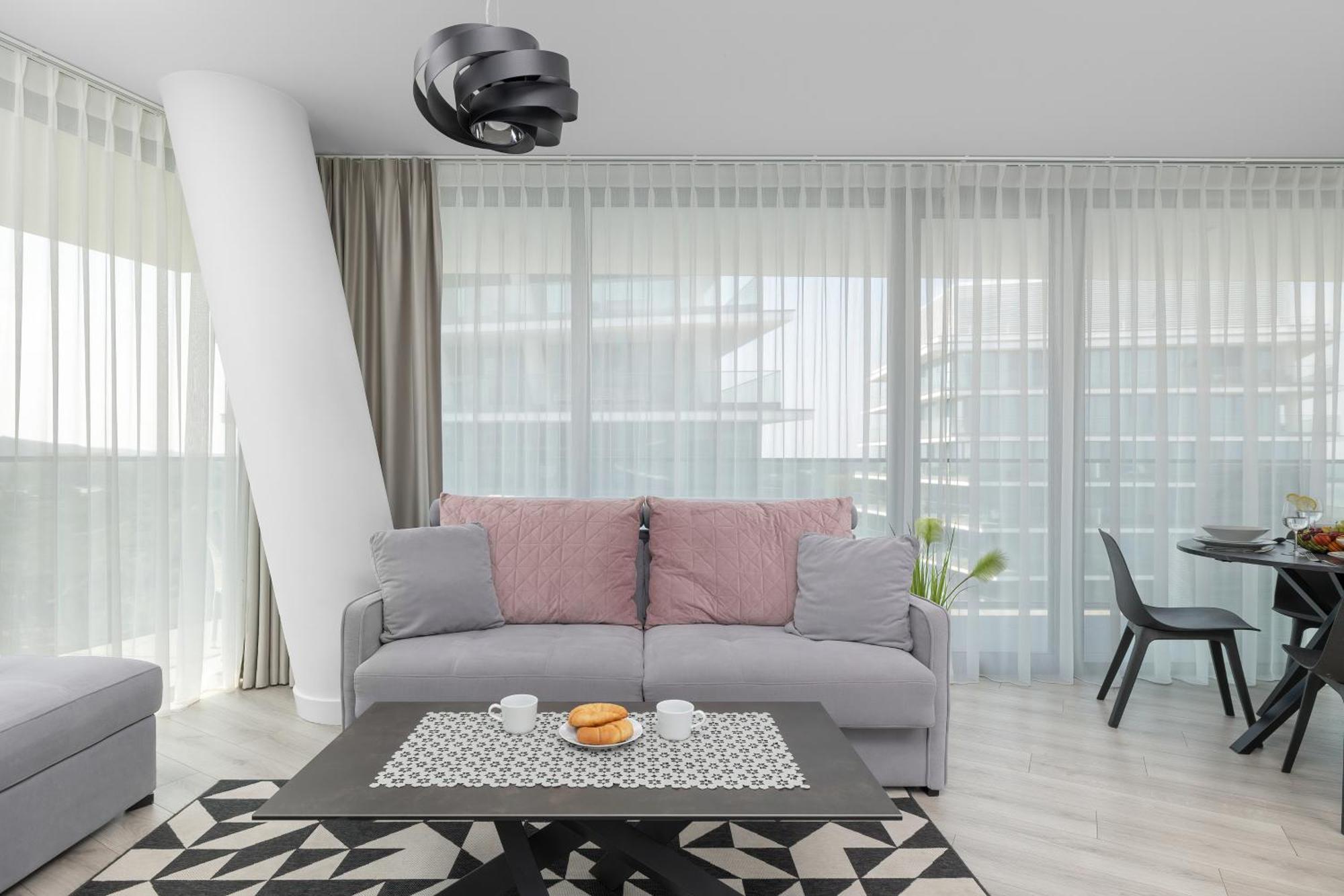 Lux Sea Towers - Wellness Spa, Gym & Beach - Seaview By Rent Like Home Miedzyzdroje Esterno foto