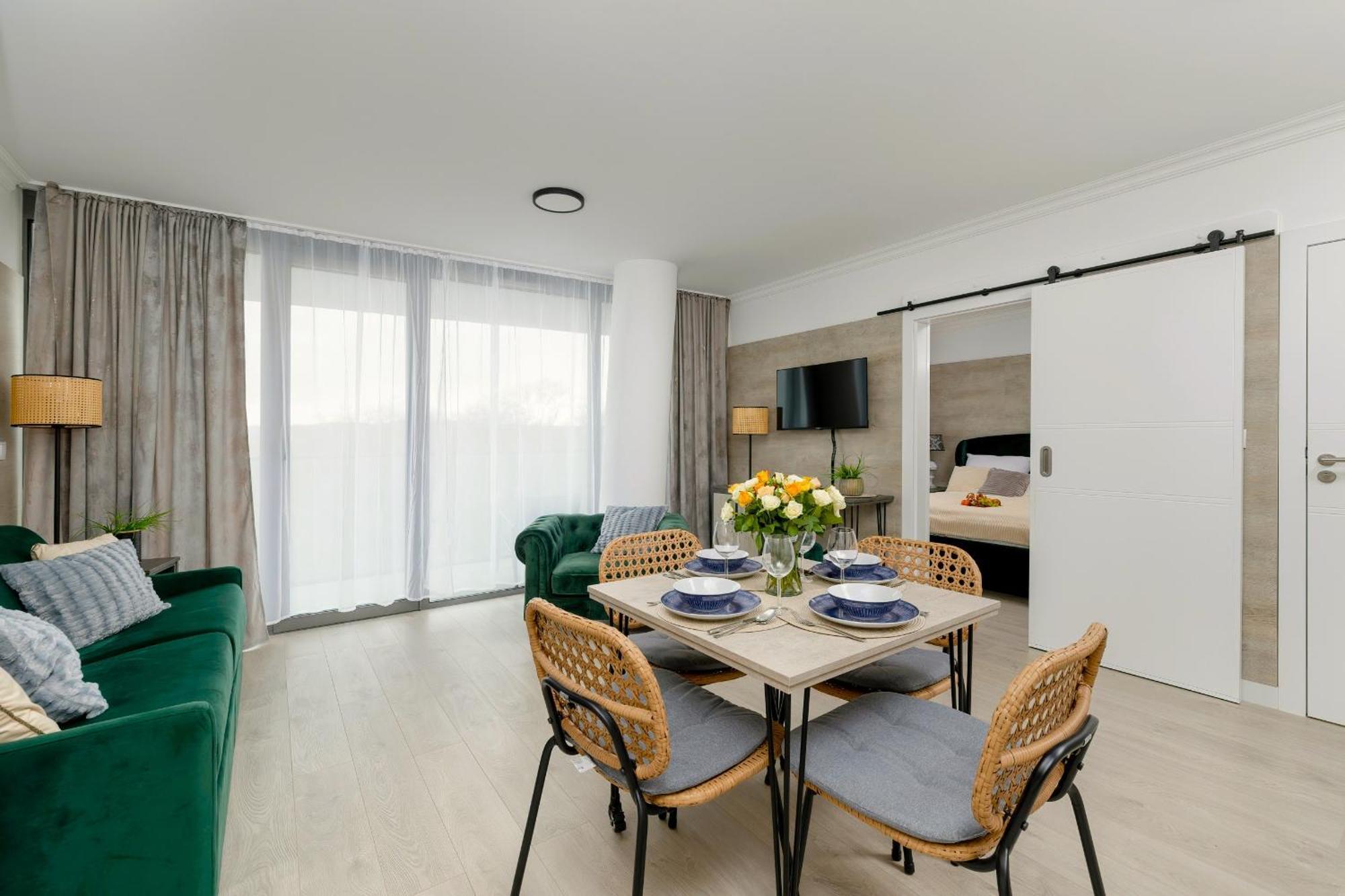 Lux Sea Towers - Wellness Spa, Gym & Beach - Seaview By Rent Like Home Miedzyzdroje Esterno foto